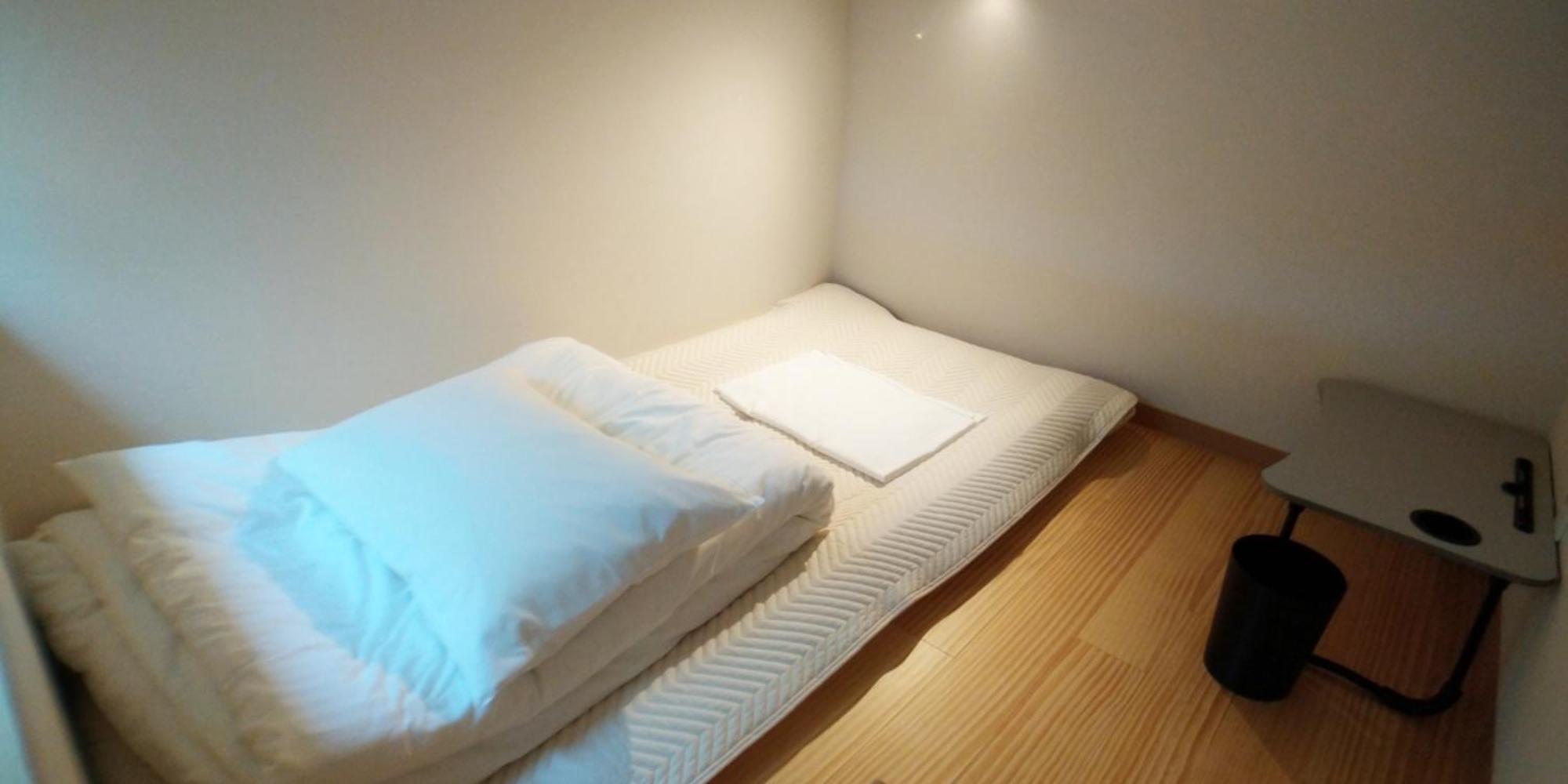 Hiroshima Saijo Youth Hostel Хіґасі-Хіросіма Номер фото